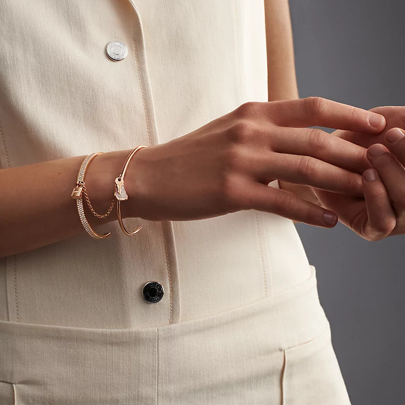 18K Hermes Kelly Cadenas Bracelet