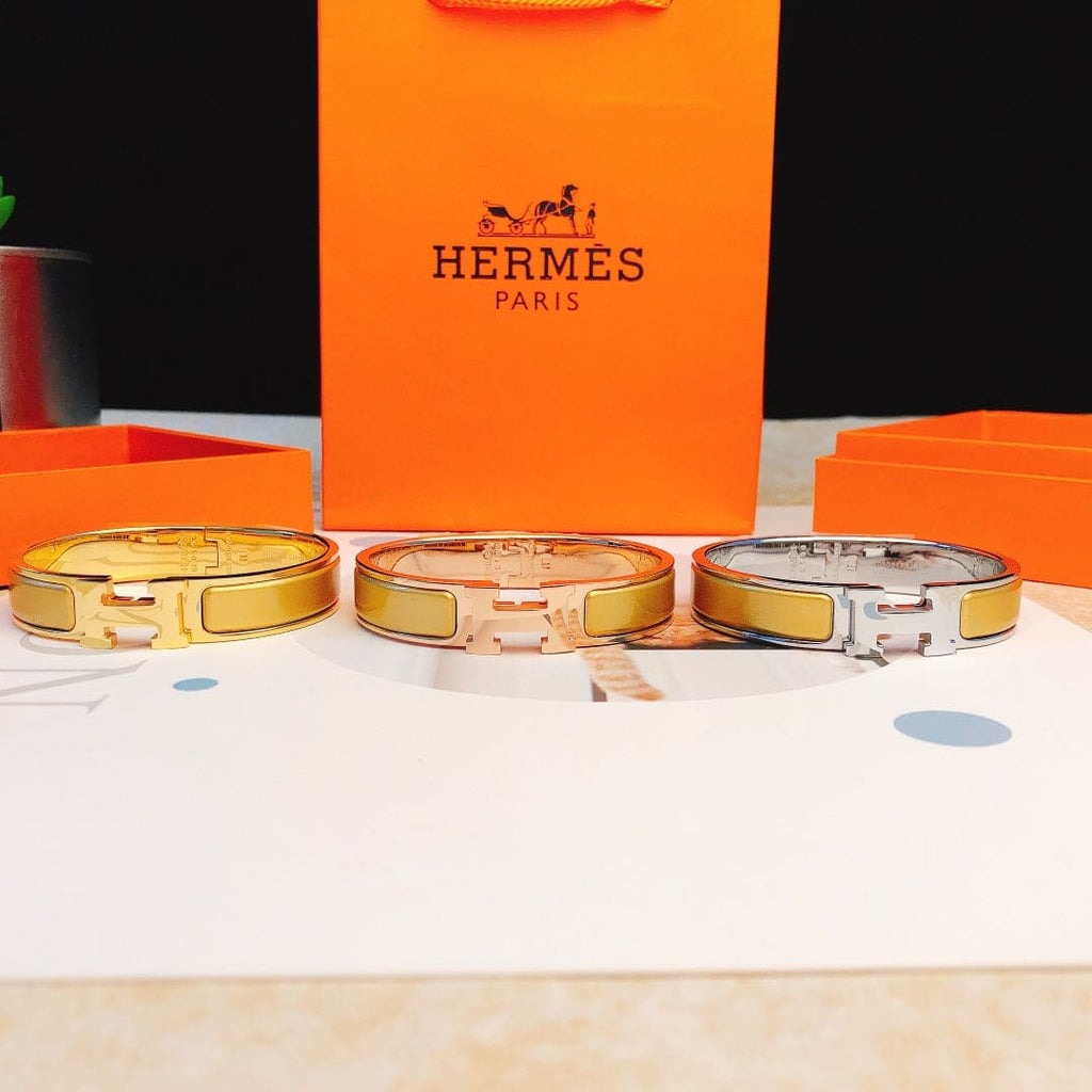 18K Hermes Clic Yellow Bracelet
