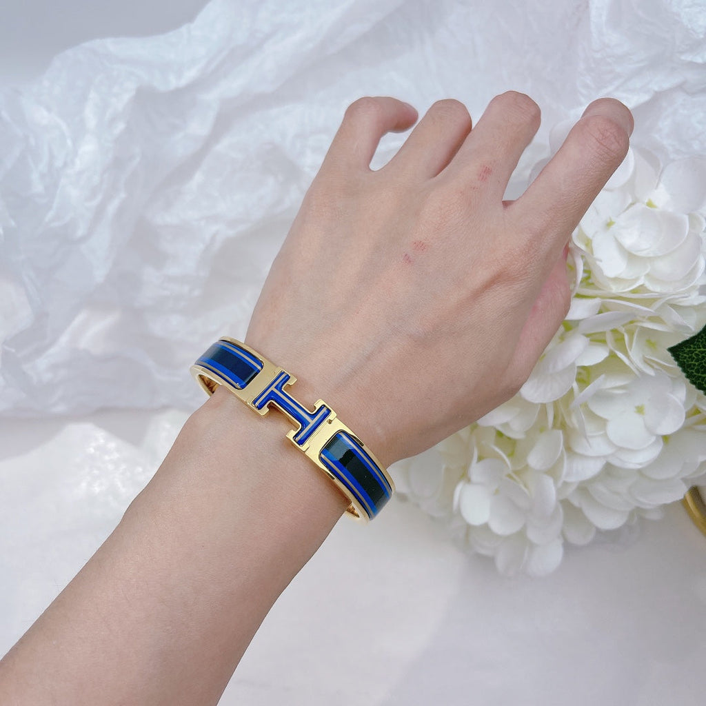 18K Hermes Clic Purple Bracelet