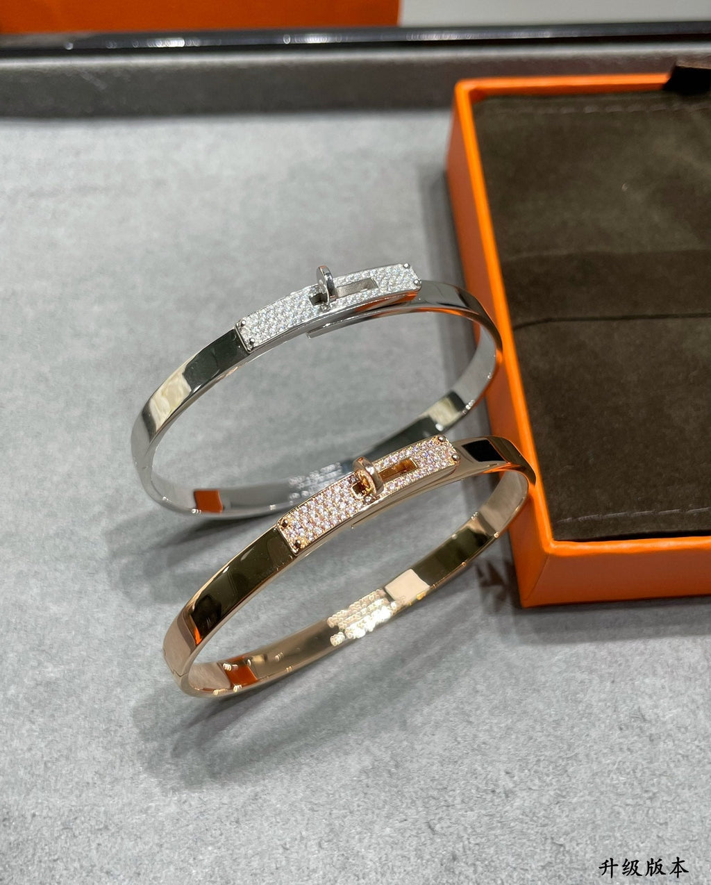 18K Hermes Kelly Small Model Diamond Bracelet
