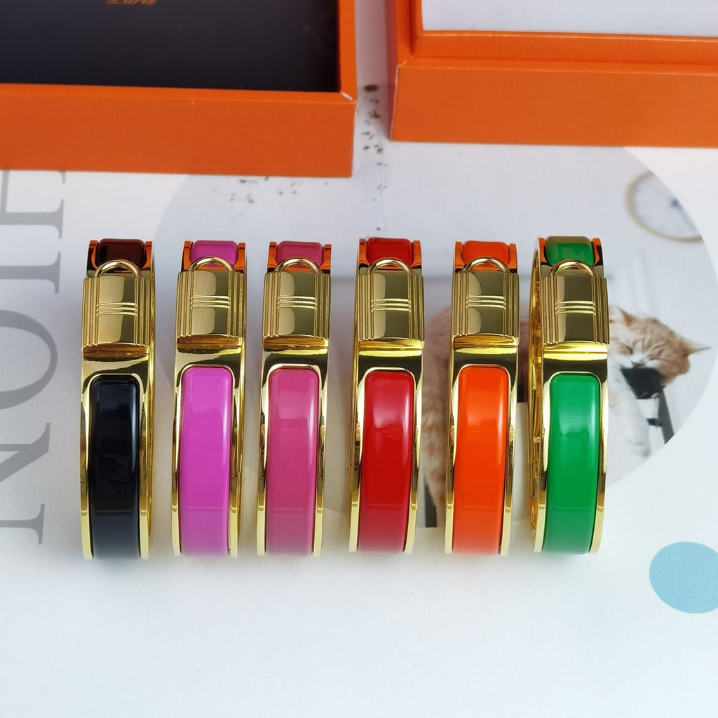 18K Hermes Clic Cadenas Pink Bracelet