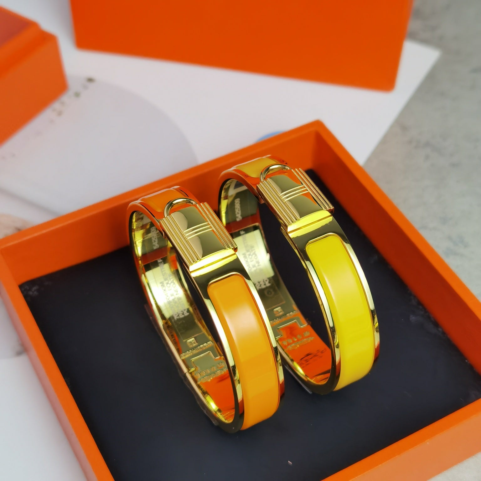 18K Hermes Clic Cadenas Orange Bracelet