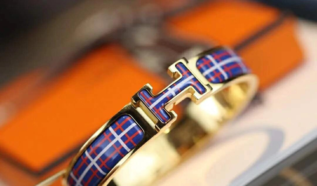 18K Hermes Clic Purple Bracelet