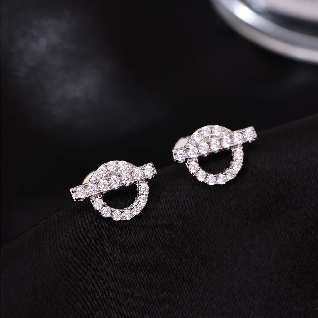 18K Hermes Finesse Diamond Stud Earrings