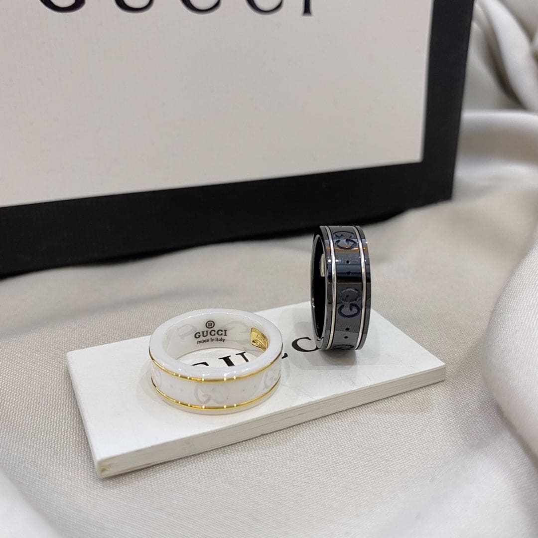 18K Gucci Double Icon Black Corundum Ring