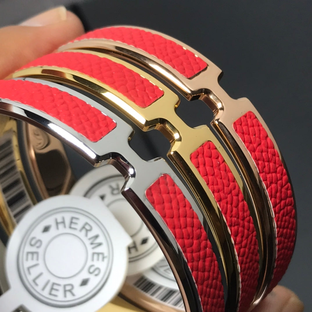 18K Hermes Olympe Red Bracelet