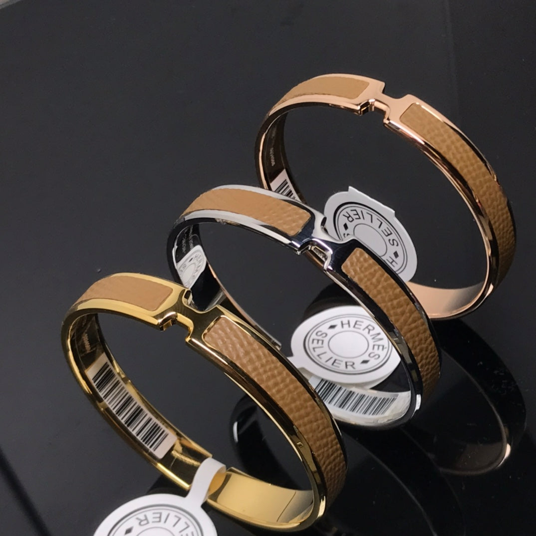 18K Hermes Olympe Brown Bracelet