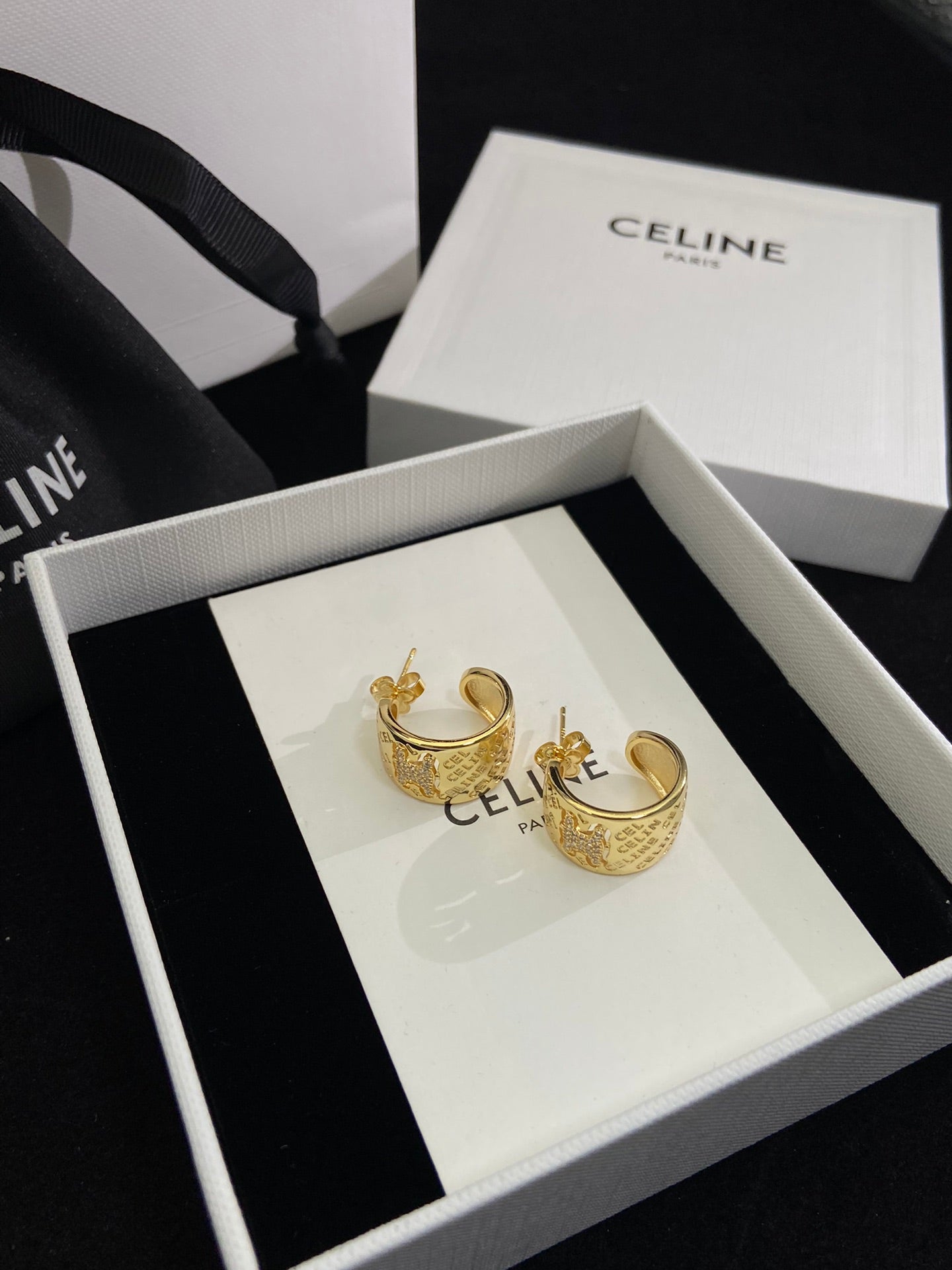 18K Celine Diamonds Earrings