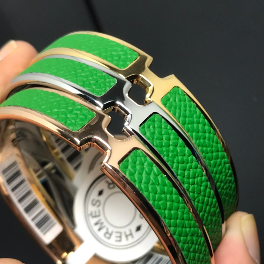 18K Hermes Olympe Green Bracelet