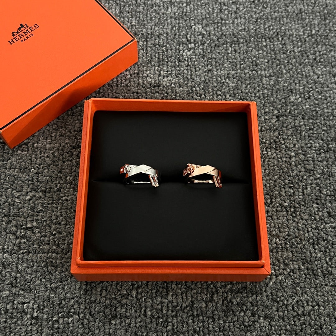 18K Hermes Kelly Gavroche Ring