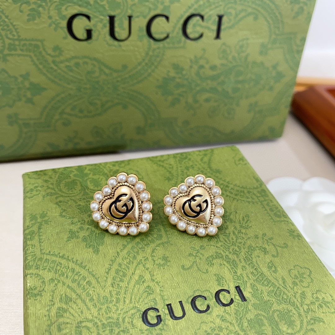 18K Gucci Double Heart Pearl Earrings