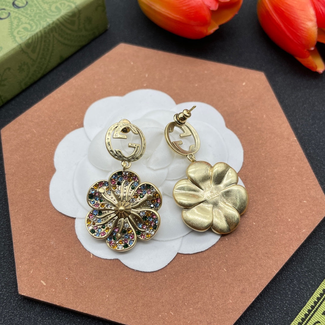 18K Gucci Double Color Crystals Flower Earrings