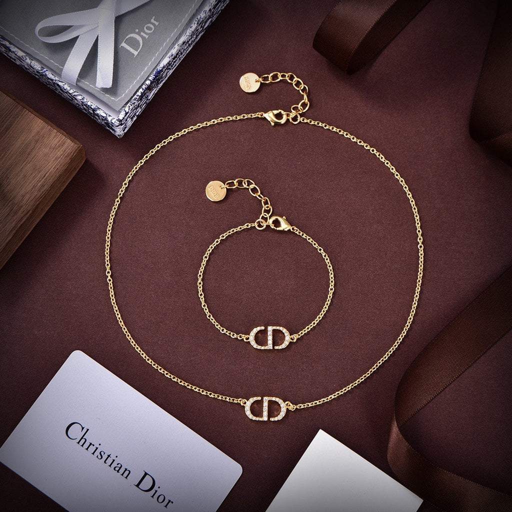 18K Dior Petit Diamonds Necklace