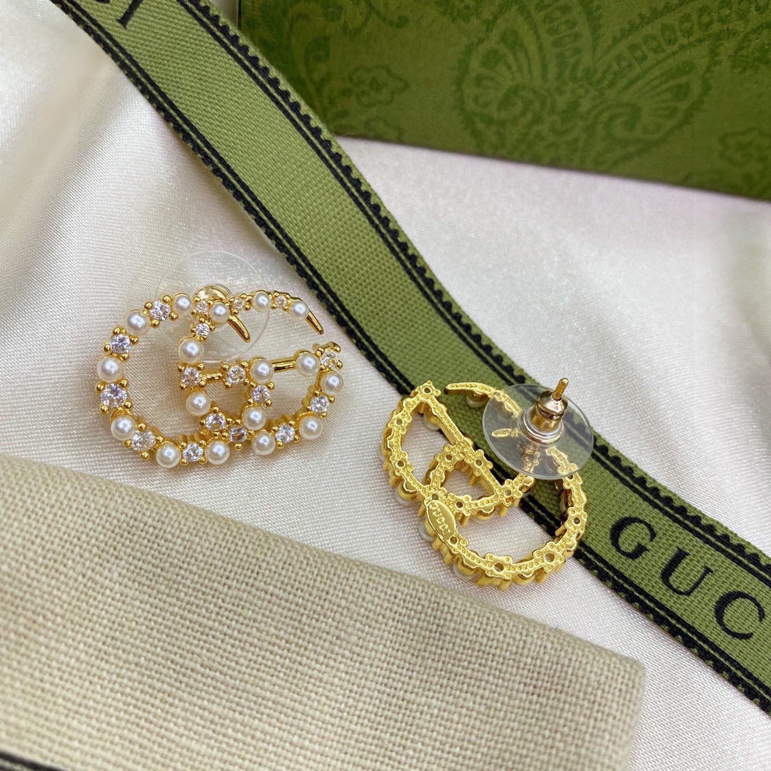 18K Gucci Double Pearls Earrings
