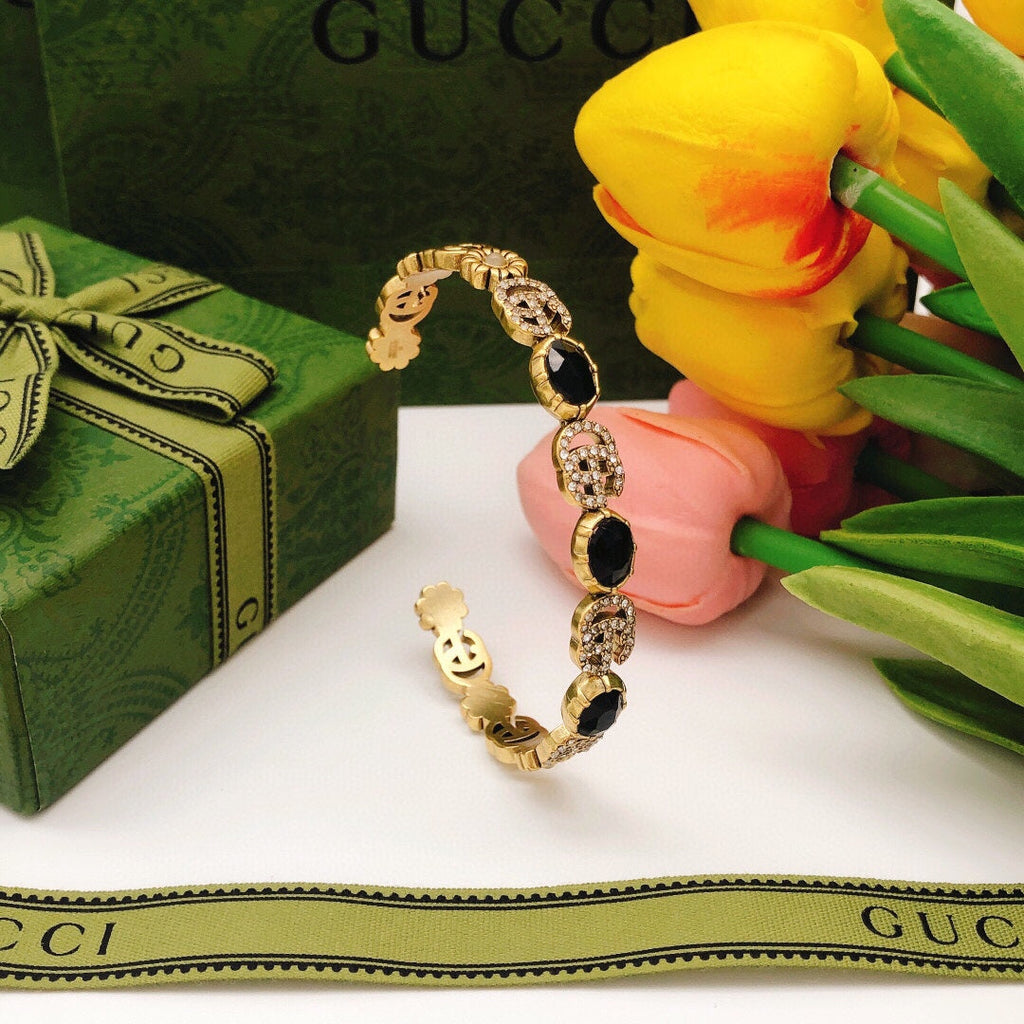18K Gucci Double Flowers Black Crystals Open Cuff Bracelet
