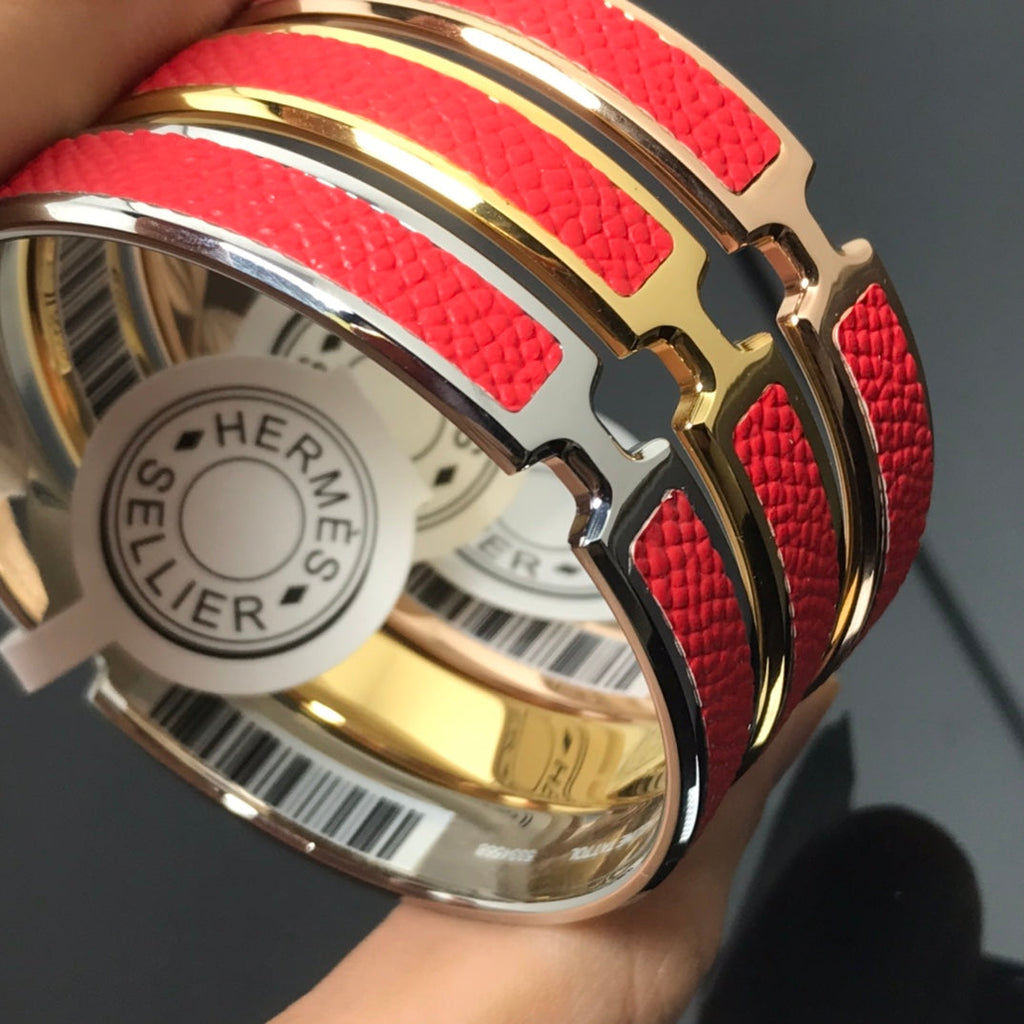 18K Hermes Olympe Red Bracelet