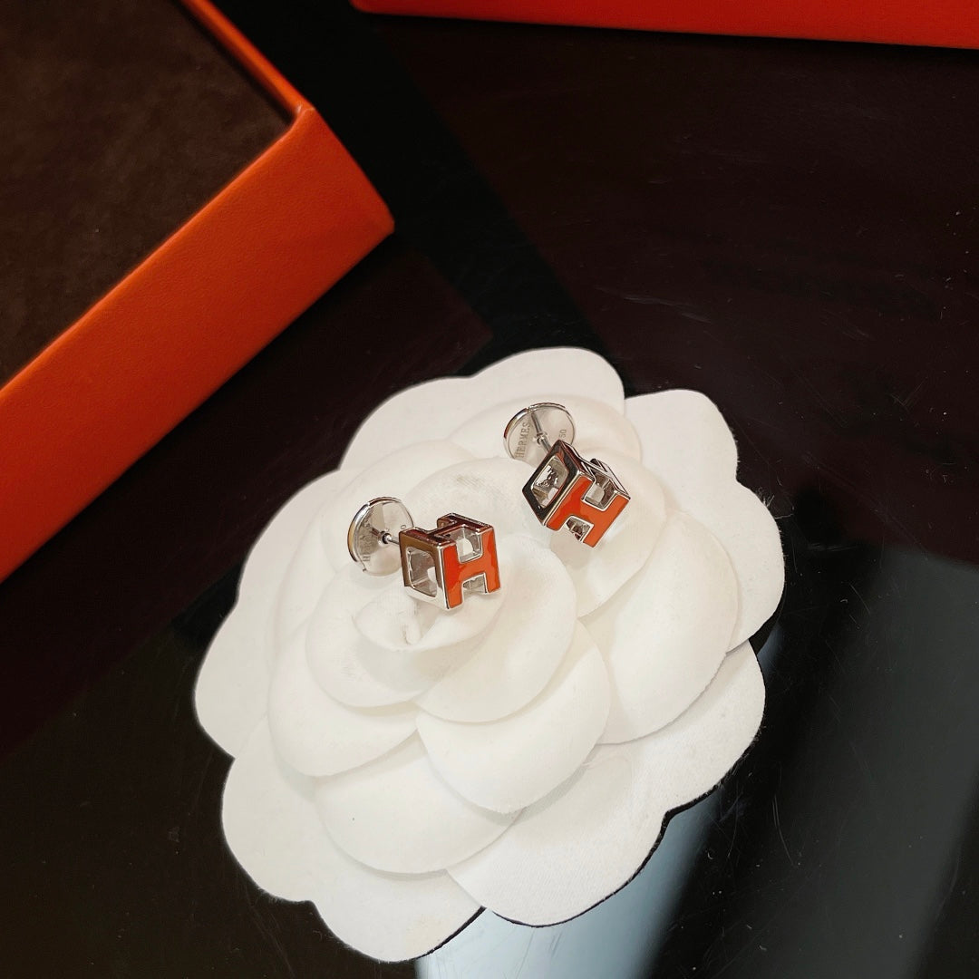 18K Hermes Cage D'H Earrings