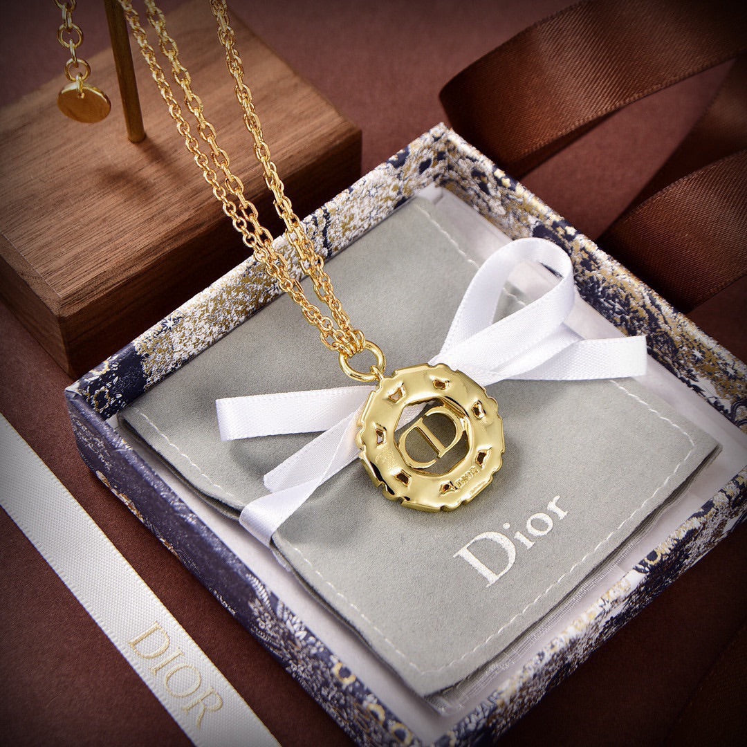 18K Dior Petit Pearls Necklace