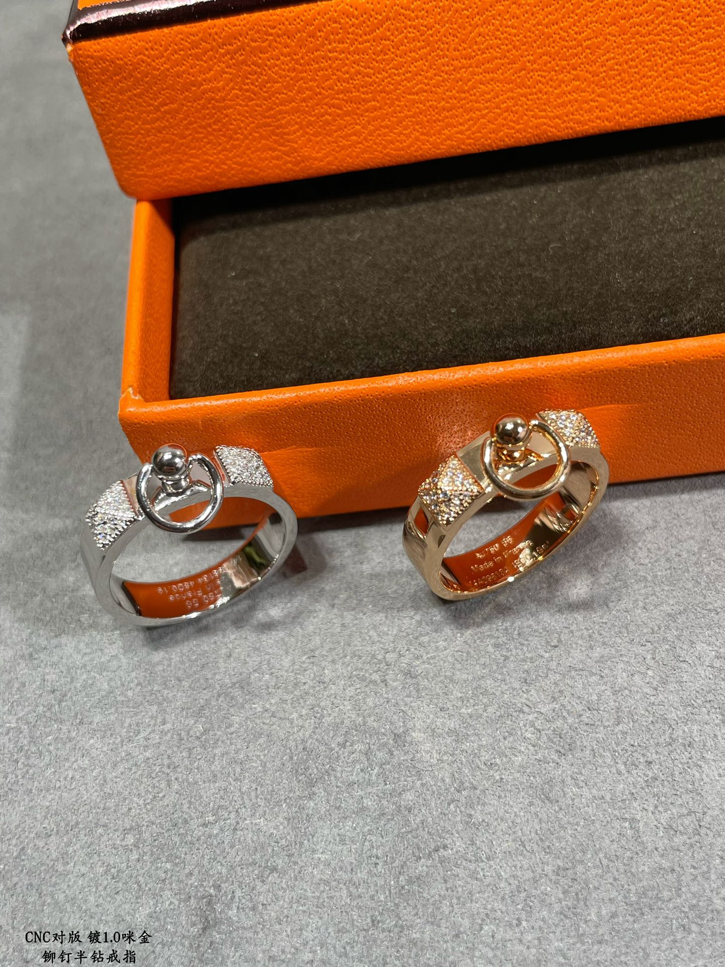 18K Hermes Collier De Chien Lock Diamonds Ring