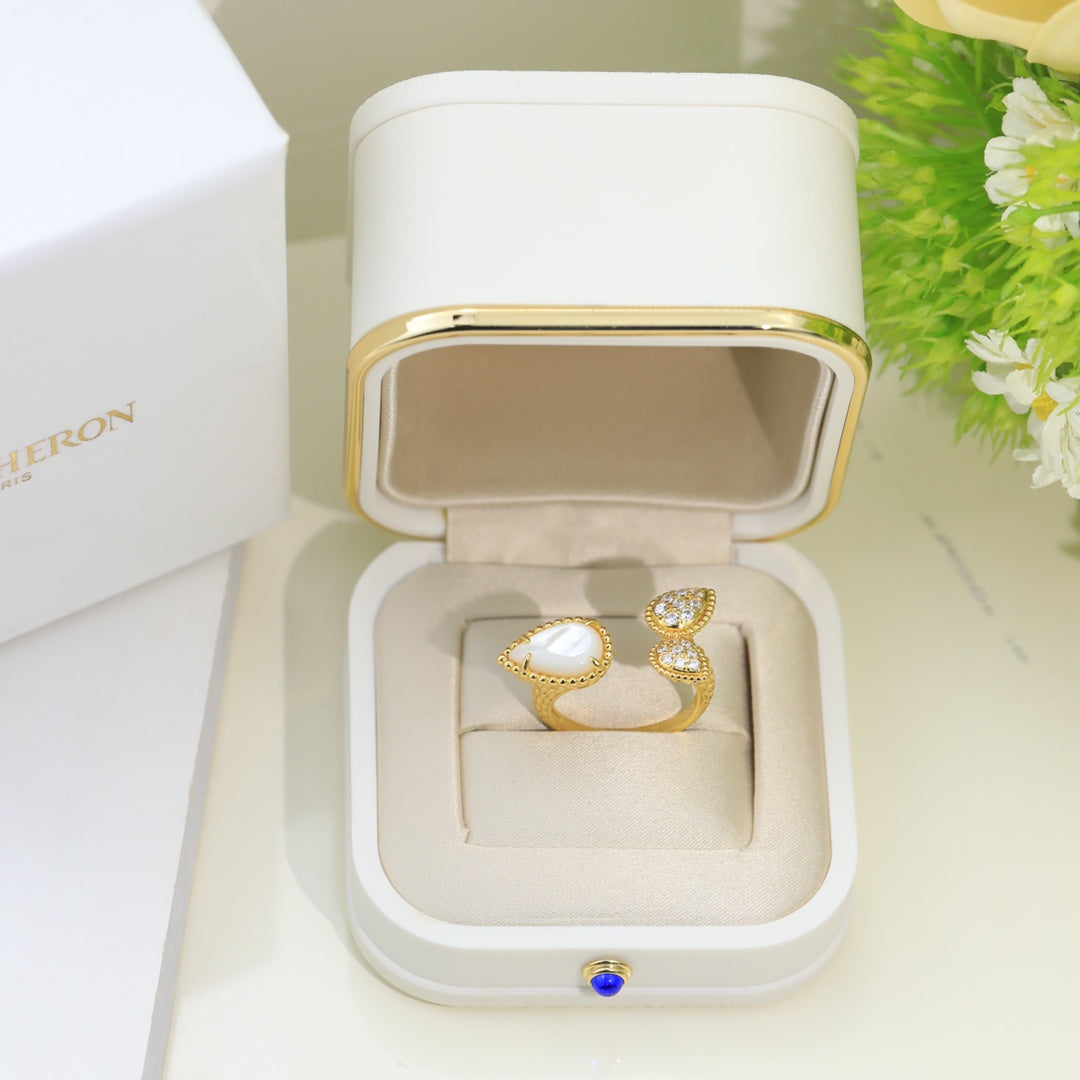 18K Serpent Boh ̈ ̈me Diamonds Ring