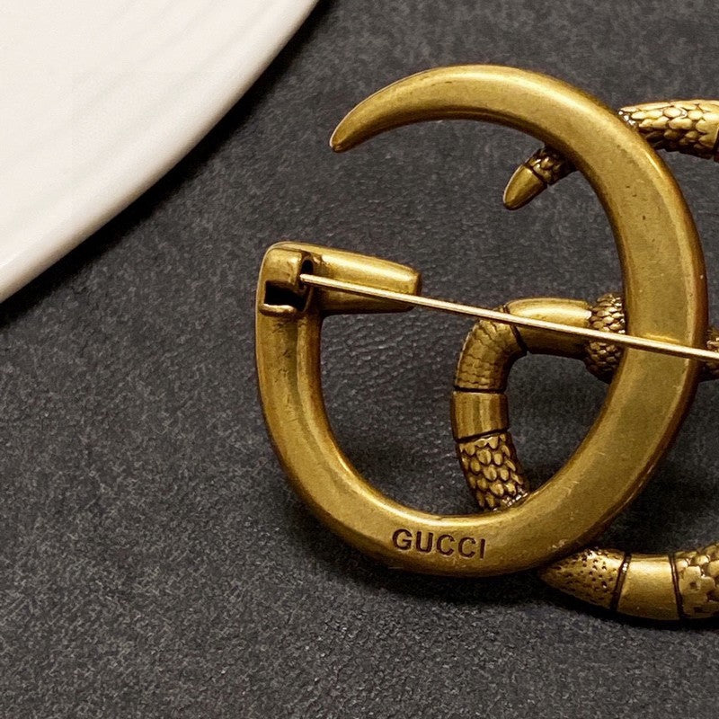 18K Gucci Double Snake Brooch