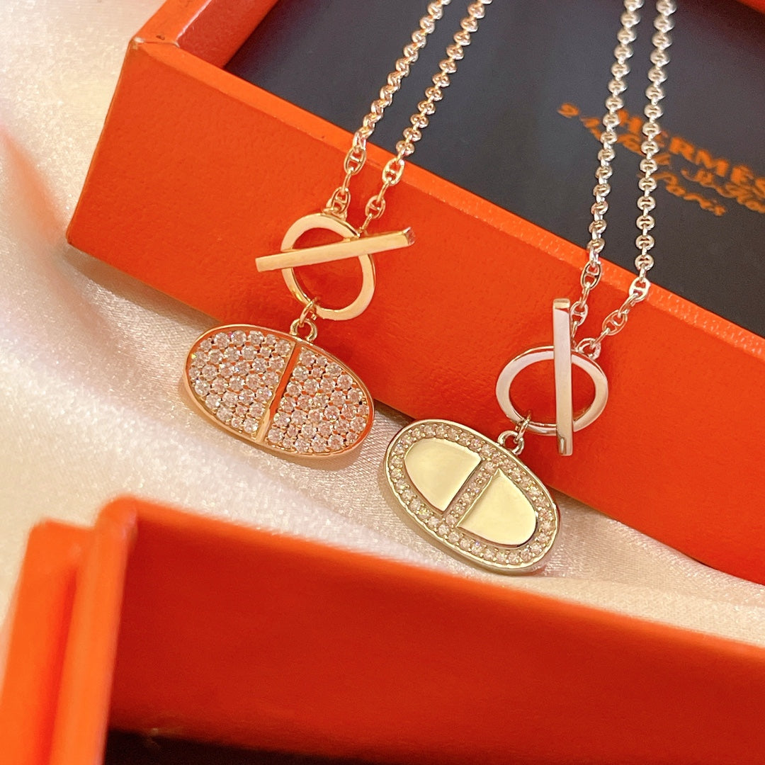18K Hermes Chaine D'ancre Contour Pendant Necklace