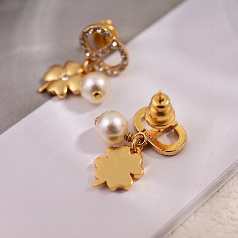 18K Dior Petit Lucky Charms Earrings
