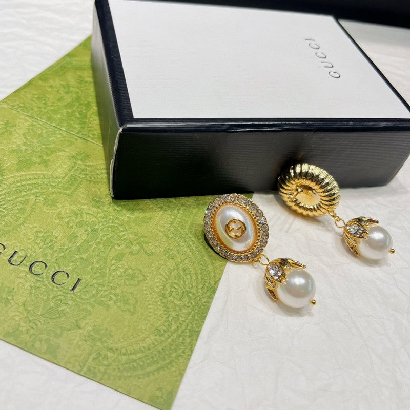 18K Gucci Double Flower Pearl Earrings
