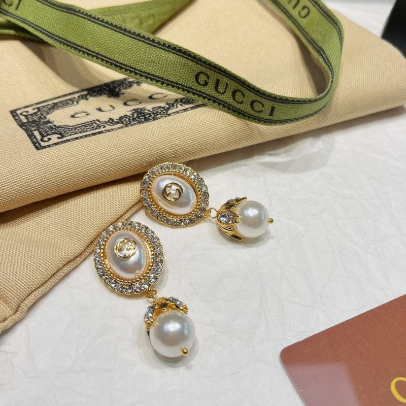 18K Gucci Double Flower Pearl Earrings