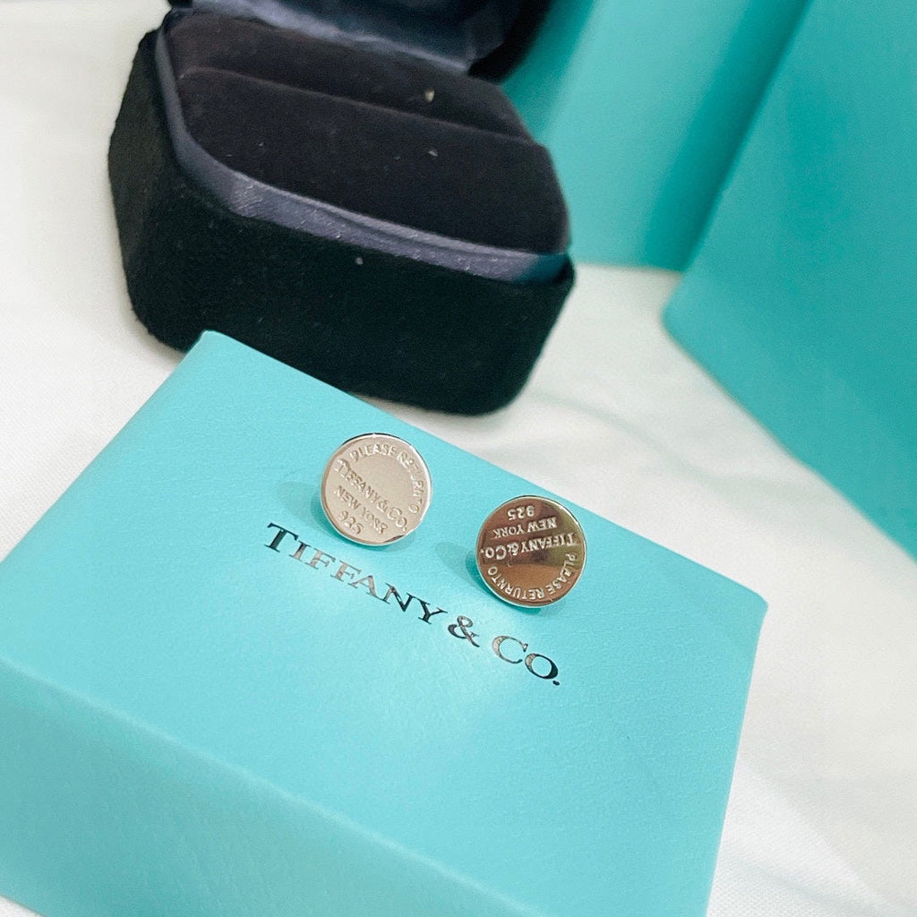 18K Tiffany Return to Circle Stud Earrings