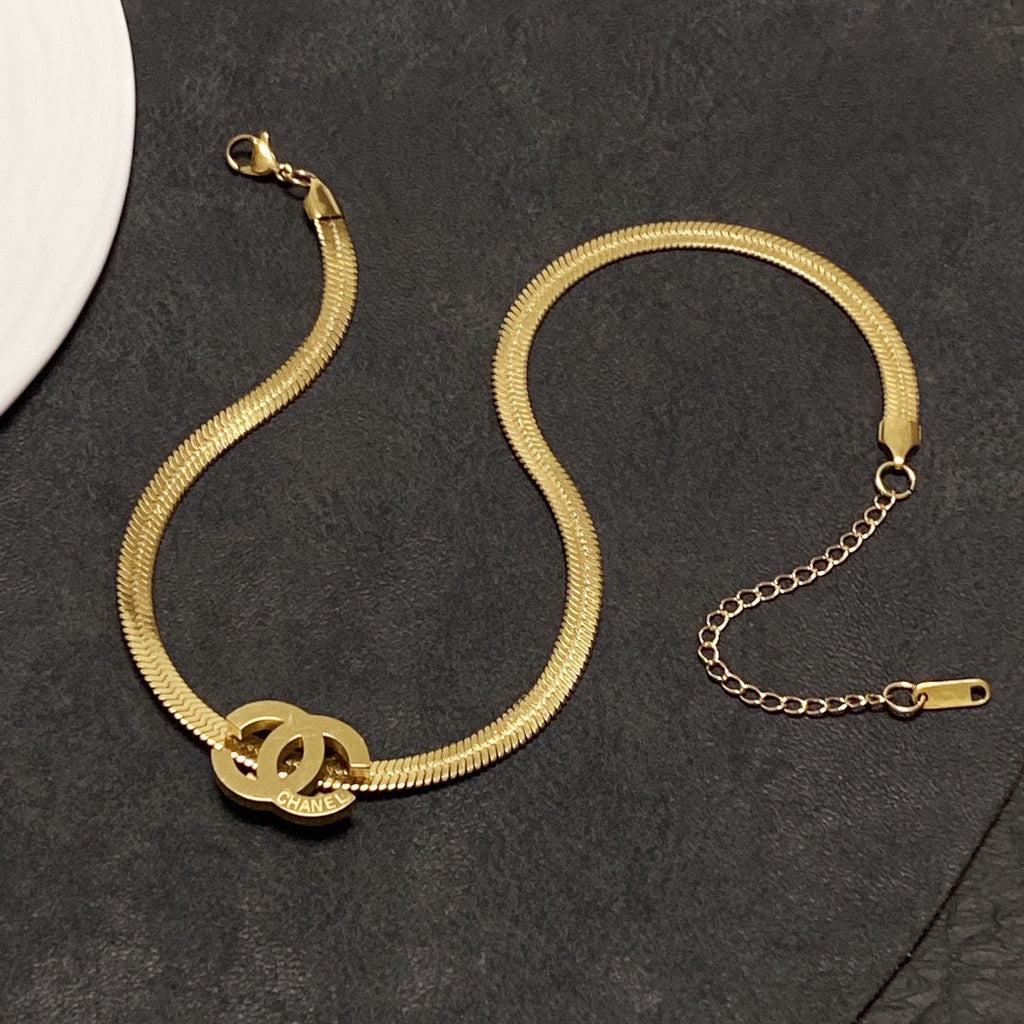 18K Chanel Gold Chain Choker Necklace